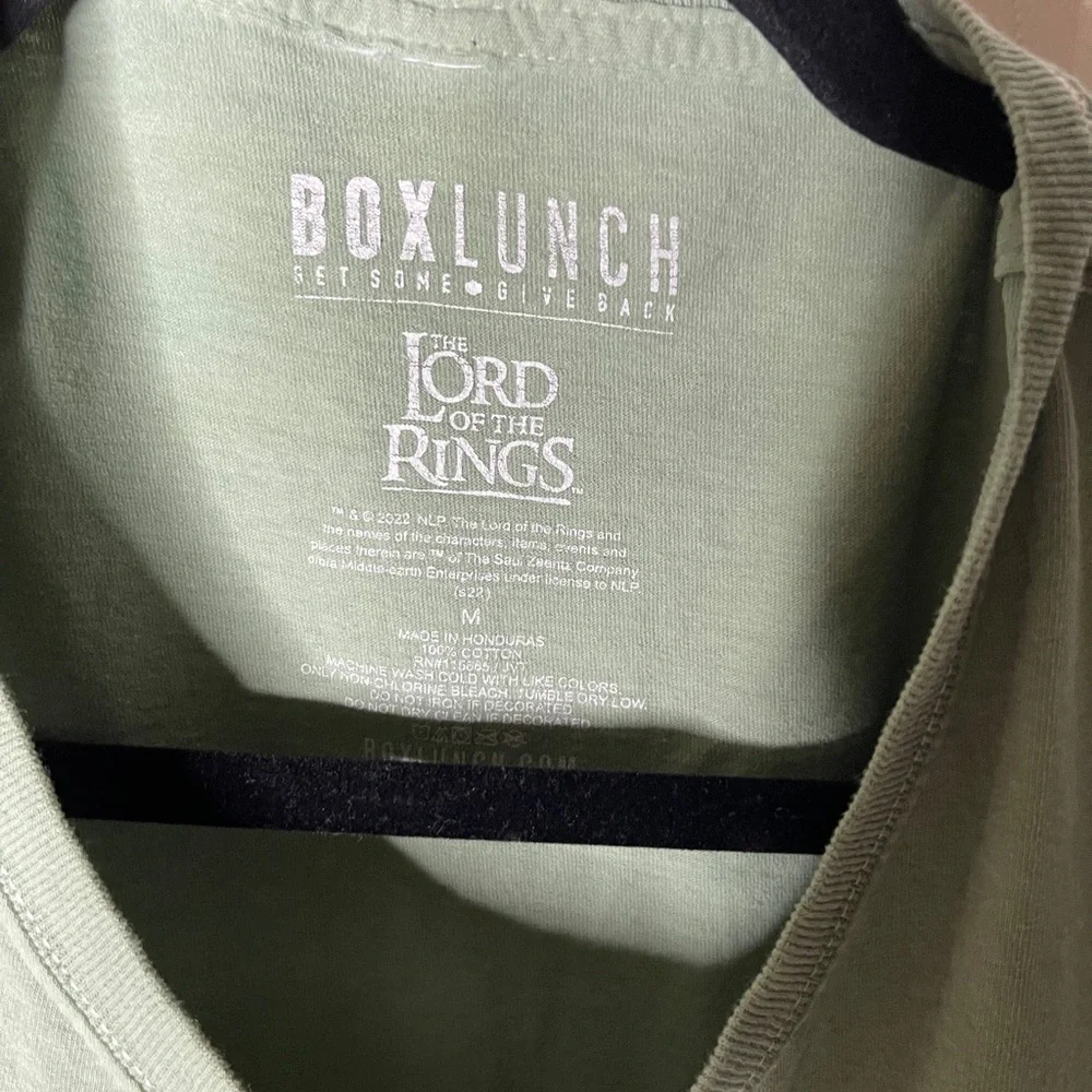 Lord of the Rings Green Graphic Tee - Picture 4 of 4